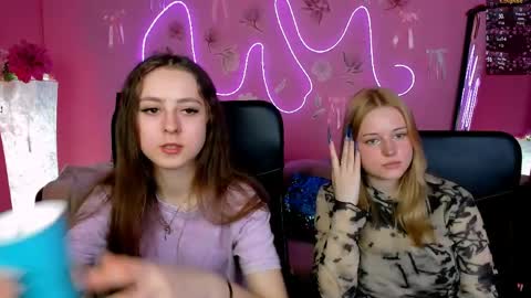 Trixy online show from 04/23/26, 12:15