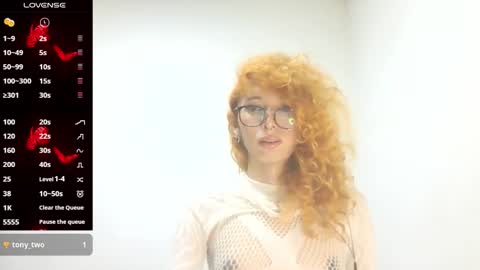 Snapshot of trixy_roses chatting on 09/14/25, 07:07 Trixy Rose online show from 09/14/25, 07:07