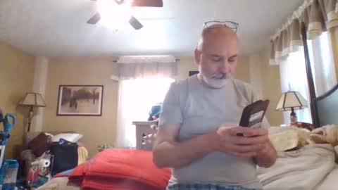 Snapshot of trodgers136 chatting on 03/08/25, 06:47 TRodgers online show from 03/08/25, 06:47