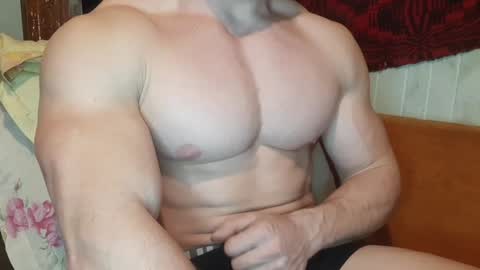 Snapshot of troncq chatting on 02/06/25, 06:35 Troncq online show from 02/06/25, 06:35