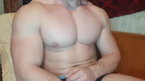 Snapshot of troncq chatting on 02/11/25, 03:18 Troncq online show from 02/11/25, 03:18