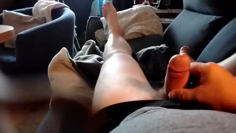 Snapshot of tronuadu chatting on 12/19/25, 09:49 tronuadu online show from 12/19/25, 09:49