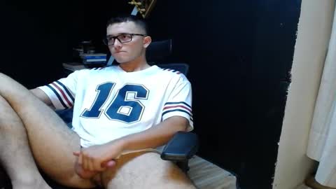 Snapshot of troy_6969 chatting on 10/05/25, 06:17 Alan David online show from 10/05/25, 06:17