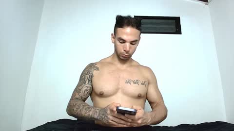 sebas online show from 01/05/25, 01:35