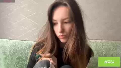 Hello Viola here   Help me to make 50 thumbs up 333 online show from 03/14/26, 08:09