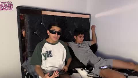 troye_lex online show from 10/05/25, 05:11