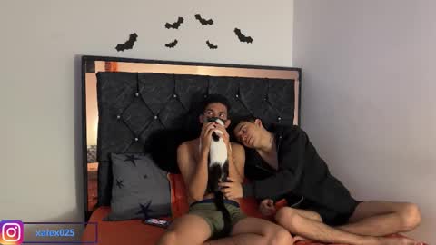 troye_lex online show from 11/09/25, 09:13