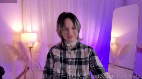 Emma online show from 04/19/26, 05:18