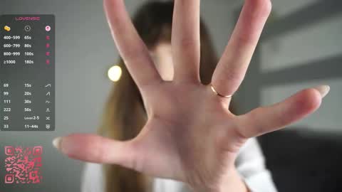 Snapshot of truegrace chatting on 09/21/25, 08:54 Grace online show from 09/21/25, 08:54