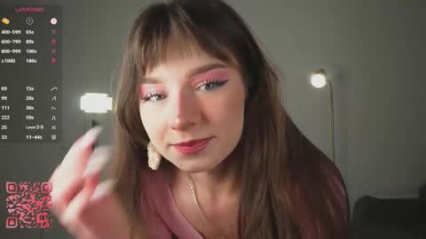 Snapshot of truegrace chatting on 12/16/25, 08:25 Grace online show from 12/16/25, 08:25