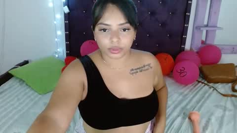 trululuygomitas online show from 02/26/25, 07:16