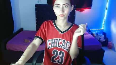 trululuygomitas online show from 11/12/25, 06:19