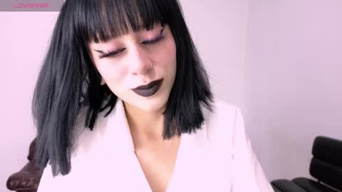 Cait online show from 04/25/26, 02:25