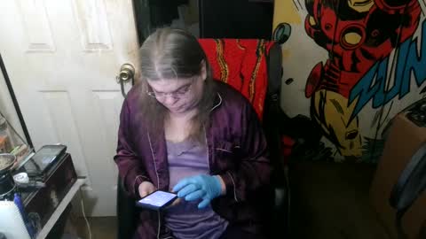 Anne online show from 09/19/25, 07:10