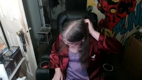 Anne online show from 04/06/26, 05:41