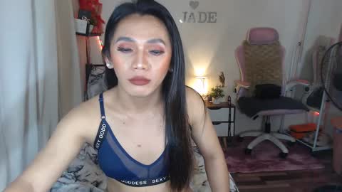 Jade online show from 12/29/24, 01:24
