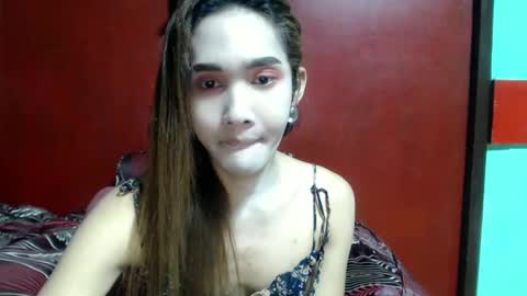 Snapshot of ts_ladycarla19 chatting on 03/02/25, 05:04 Carla online show from 03/02/25, 05:04