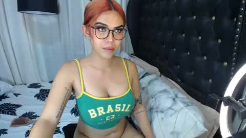 Snapshot of ts_tatiana chatting on 02/11/25, 10:07 billie online show from 02/11/25, 10:07