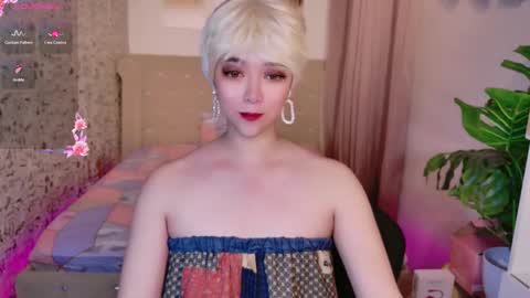 Snapshot of ts_yoshi_ chatting on 02/14/26, 01:02 ts_yoshi_ online show from 02/14/26, 01:02