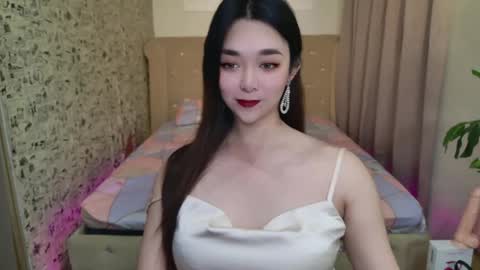 ts_yoshi_ online show from 04/06/26, 01:14