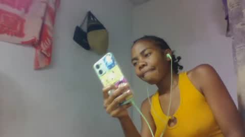 Snapshot of tsaraflorida chatting on 11/10/25, 11:31 tsaraflorida online show from 11/10/25, 11:31