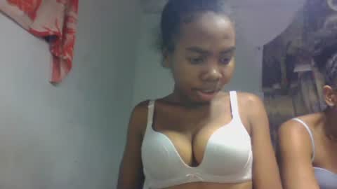 Snapshot of tsaralaza chatting on 10/08/25, 09:23 tsaralaza online show from 10/08/25, 09:23