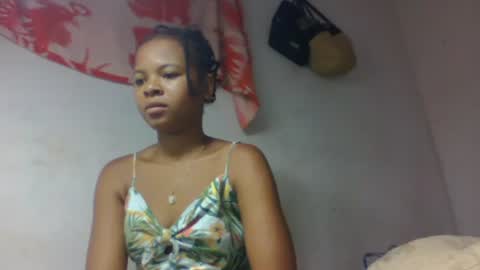 tsaralaza online show from 11/12/25, 11:47