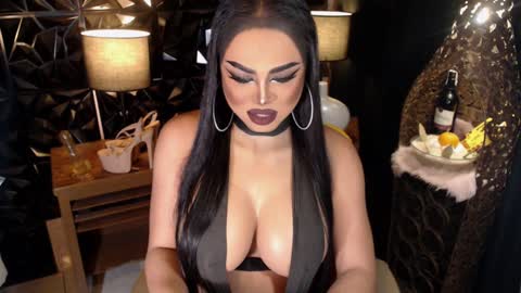 Snapshot of tsdarkdevon chatting on 01/11/25, 04:48 tsdarkdevon online show from 01/11/25, 04:48