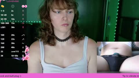 Snapshot of tsellieryder chatting on 09/13/25, 01:27 Ellie Ryder online show from 09/13/25, 01:27