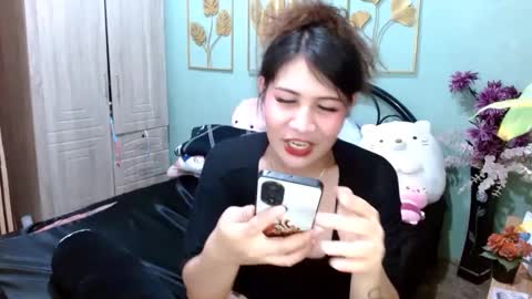 SHENA  online show from 01/20/25, 06:32