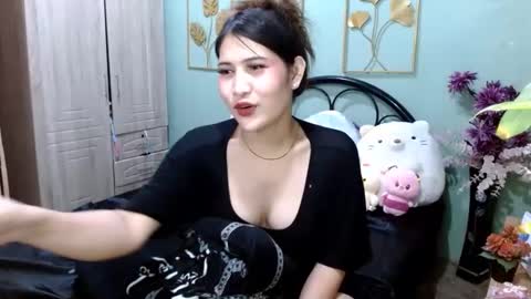 SHENA  online show from 01/20/25, 09:43