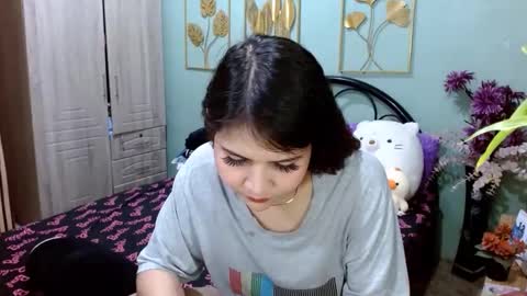 SHENA  online show from 01/22/25, 04:55