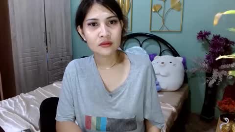 SHENA  online show from 01/30/25, 09:36