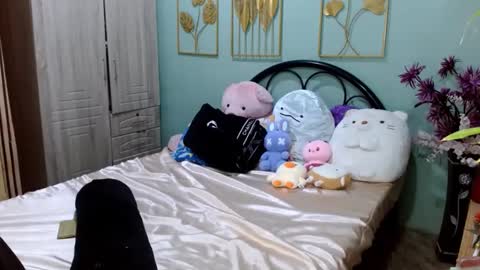 SHENA  online show from 02/08/25, 11:44