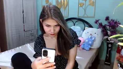 SHENA  online show from 02/09/25, 11:47