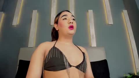  C H L O E online show from 02/21/26, 08:43