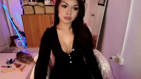 Snapshot of tsgilian_exoticbeauty chatting on 10/14/25, 02:56 tsgilian_exoticbeauty online show from 10/14/25, 02:56