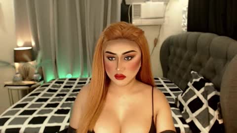 SEDUCTIVEmistresCUMS online show from 10/01/25, 06:14