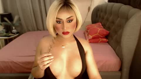 SEDUCTIVEmistresCUMS online show from 10/14/25, 01:28