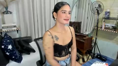 tslatinazandra online show from 03/25/26, 02:12