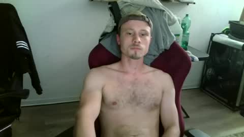 Snapshot of tsloverdome chatting on 07/12/26, 08:38 tsloverdome online show from 07/12/26, 08:38