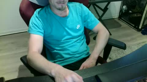 Snapshot of tsloverdome chatting on 07/14/26, 03:29 tsloverdome online show from 07/14/26, 03:29
