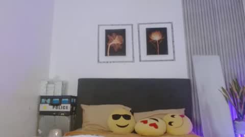 Bella Ratbu online show from 01/04/25, 10:38