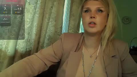 Annika online show from 09/13/25, 09:09