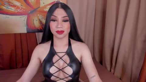 Queen Selena online show from 03/06/26, 05:20