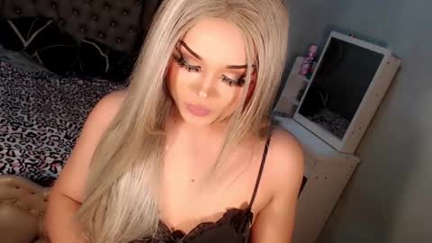 jayvie online show from 10/03/25, 05:21
