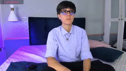 Maru online show from 09/15/25, 07:47