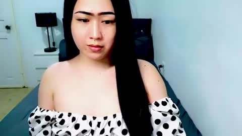 Victoria online show from 06/21/26, 02:41