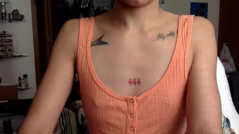 Snapshot of tucataleya chatting on 01/21/25, 06:23 MissCataleya online show from 01/21/25, 06:23