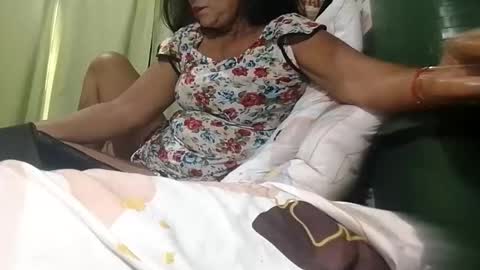 Snapshot of tuchmegently chatting on 11/10/25, 10:20 Mae online show from 11/10/25, 10:20